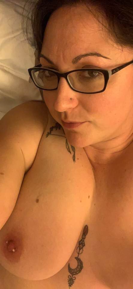 Big titted milf slut Carol exposed #NEA4AO2O
