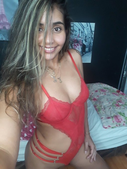 Pretty 😍 Latina Milf Slut #R376ZWe1