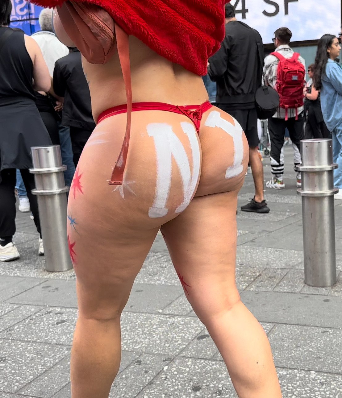 NY Latina #O5mdDsXT
