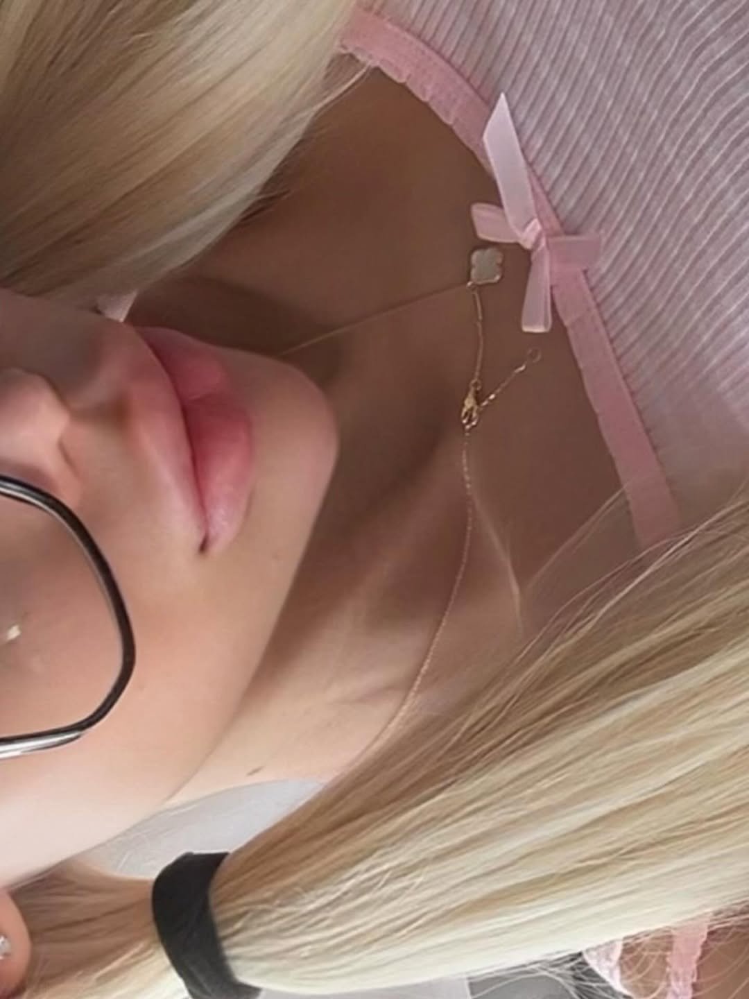 Skinny Pigtail Bimbo #aVCBBL3I