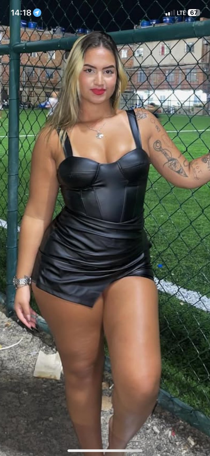 Thick brassilian blonde #1XMG2Zhf